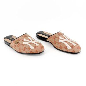Gucci Yankees GG Mule Slipper Size 36 US 6 Beige Monogram Canvas Flat Loafer MLB